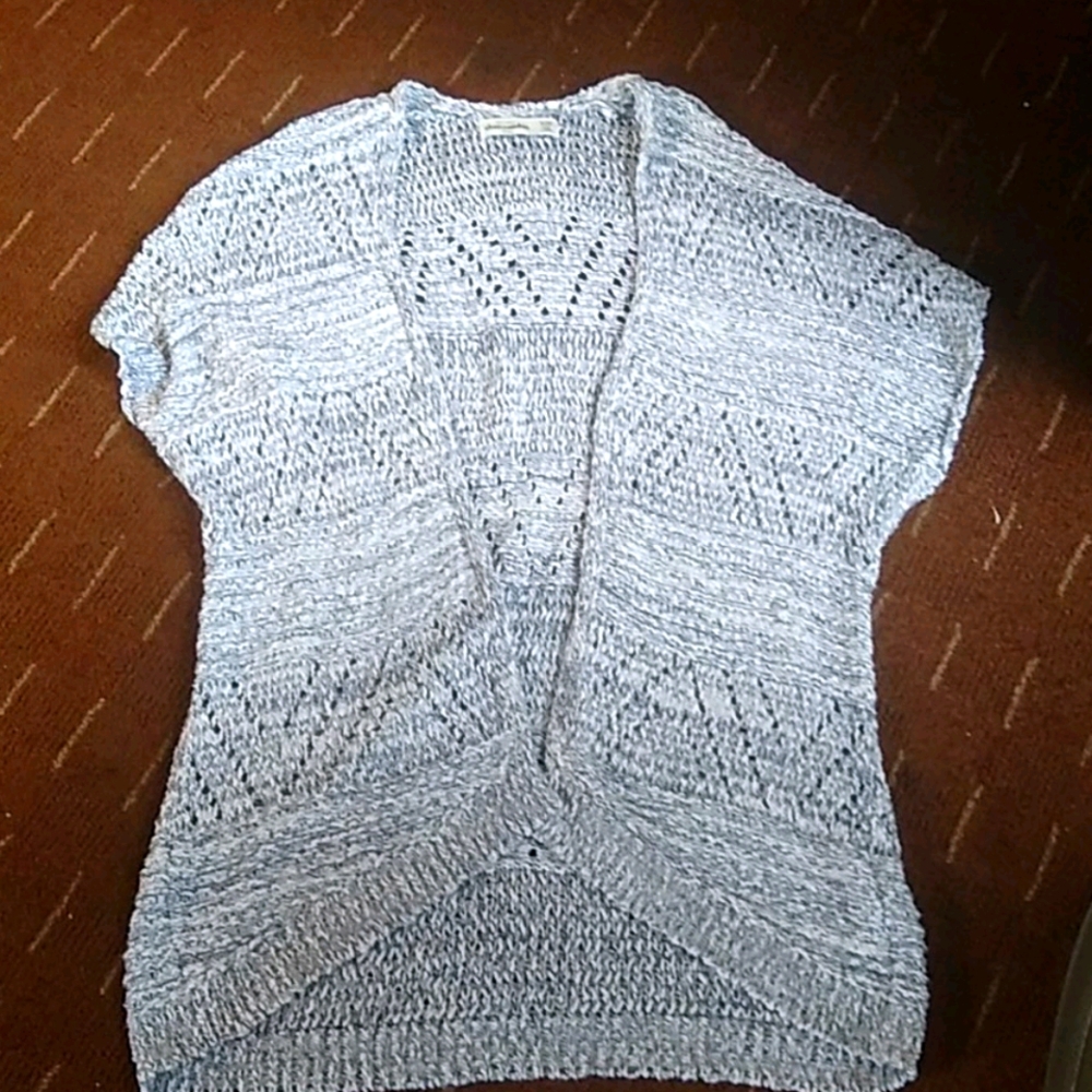 Grey crochet short sleeve open cardigan
